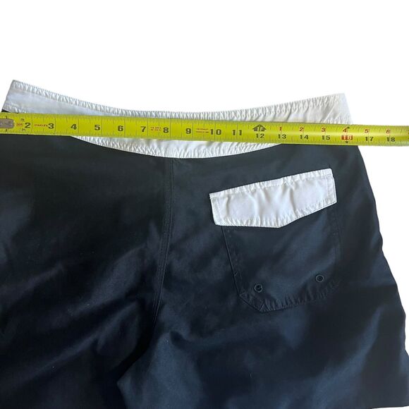 Hurley Swim Board Shorts Bottoms Mens Sz. 29 Black White Stripes Surfer Beach - Picture 6 of 10